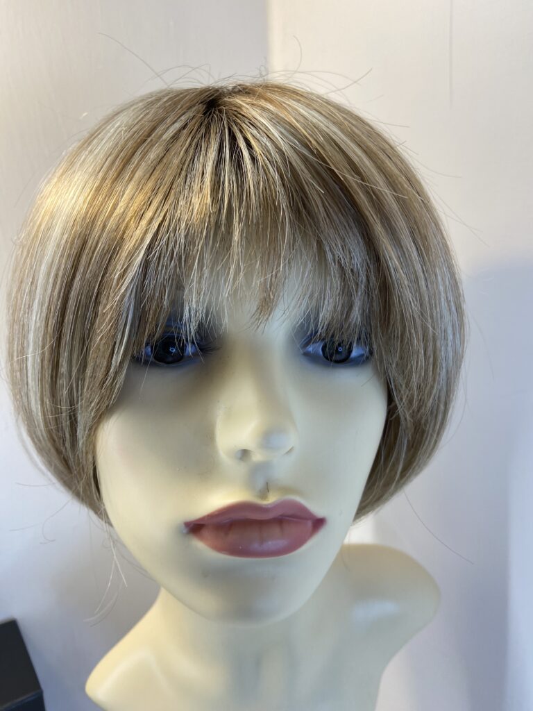 Stunning New Designer Blonde Wig Bblms Wigbank