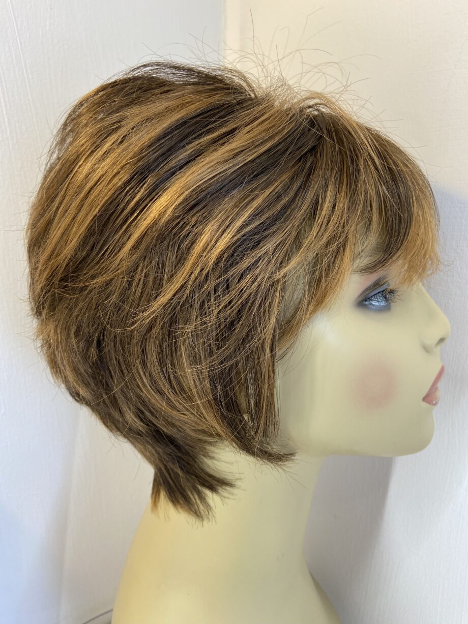 Designer brown stylish wig. Bbrss752